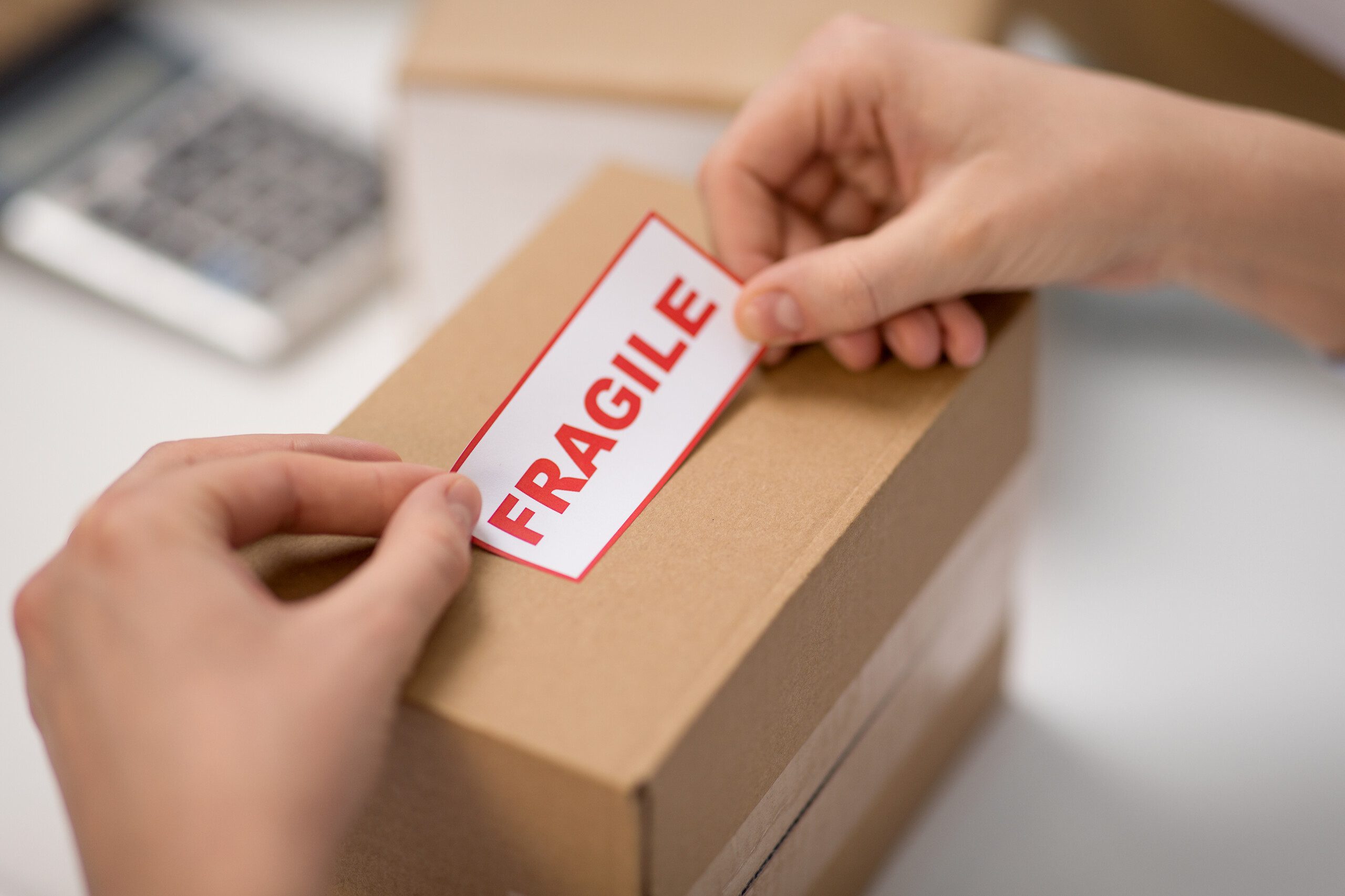 shutterstock_1671714385 moving company