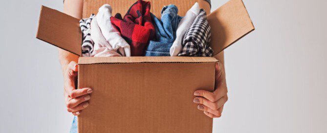 Four Tips for Packing Your Clothes for a Move